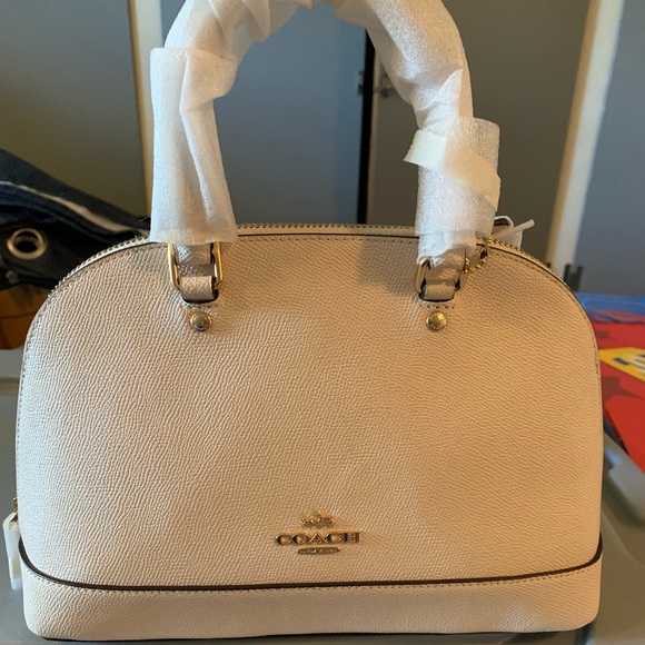 Coach Handbags - Brand New adorable white/cream purse!